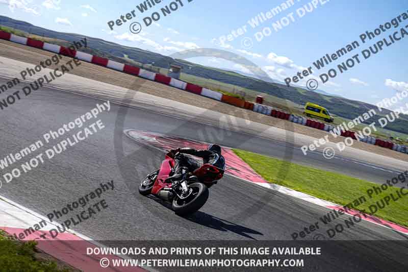 Circuito de Navarra;Spain;event digital images;motorbikes;no limits;peter wileman photography;trackday;trackday digital images